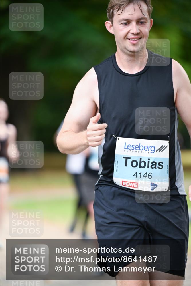 31.08.2025 - 21. Blankeneser Heldenlauf Dr. Thomas Lammeyer http://msf.ph/oto/8641487 31.08.2025 11:03:24 Laufen 21, 1, 4146 meine-sportfotos.de