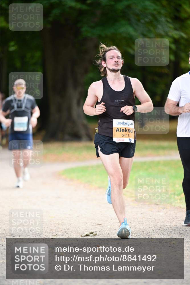 31.08.2025 - 21. Blankeneser Heldenlauf Dr. Thomas Lammeyer http://msf.ph/oto/8641492 31.08.2025 11:03:25 Laufen 5415 meine-sportfotos.de