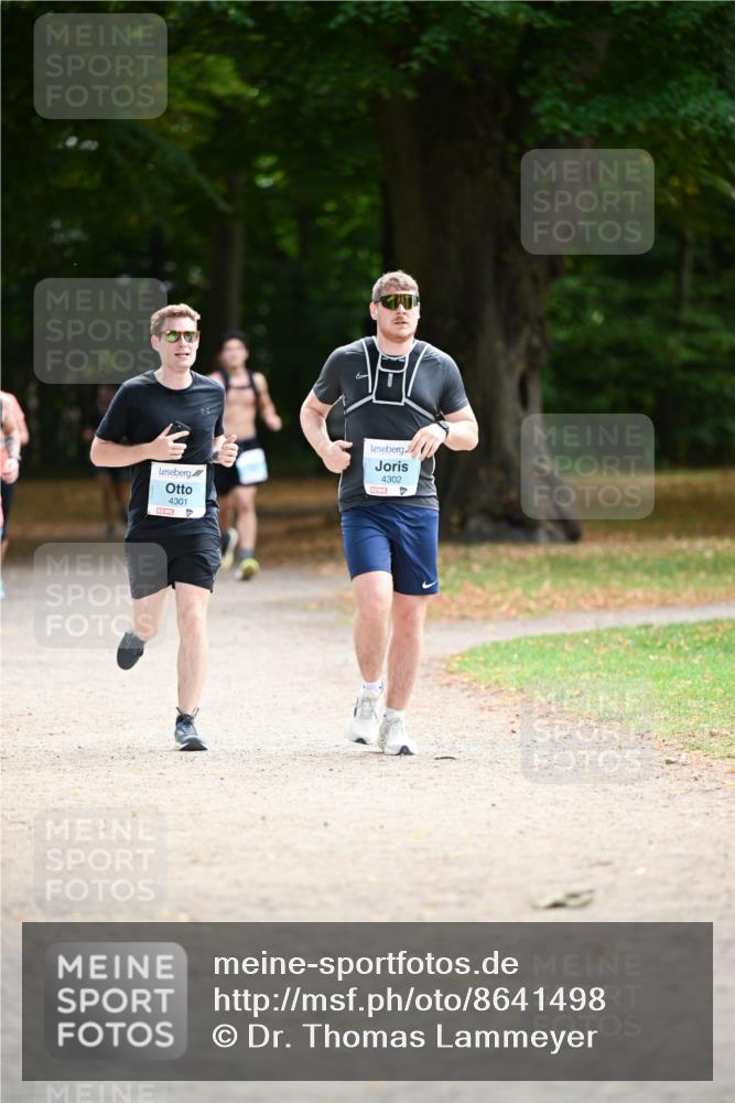 31.08.2025 - 21. Blankeneser Heldenlauf Dr. Thomas Lammeyer http://msf.ph/oto/8641498 31.08.2025 11:03:26 Laufen 4301, 4302 meine-sportfotos.de
