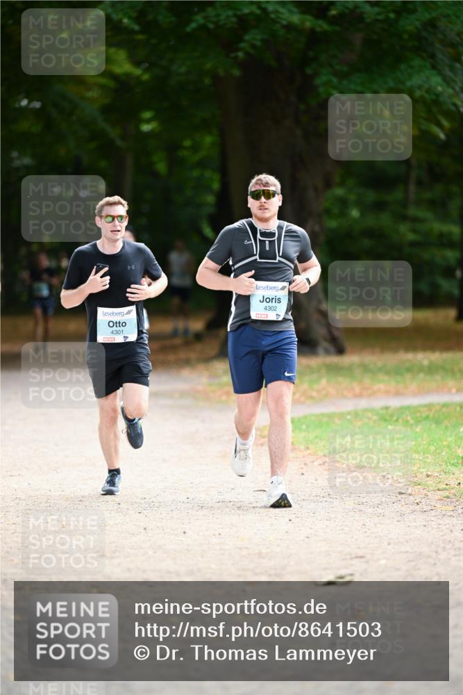 31.08.2025 - 21. Blankeneser Heldenlauf Dr. Thomas Lammeyer http://msf.ph/oto/8641503 31.08.2025 11:03:26 Laufen 4301, 4, 4302 meine-sportfotos.de