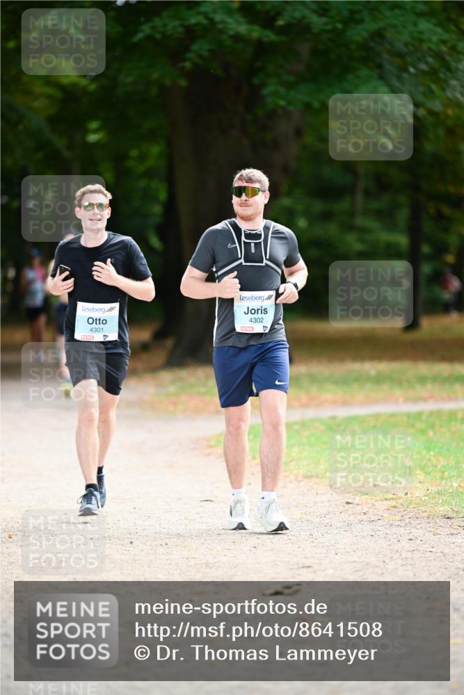31.08.2025 - 21. Blankeneser Heldenlauf Dr. Thomas Lammeyer http://msf.ph/oto/8641508 31.08.2025 11:03:27 Laufen 4301, 4302 meine-sportfotos.de