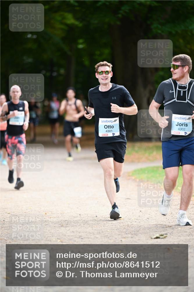 31.08.2025 - 21. Blankeneser Heldenlauf Dr. Thomas Lammeyer http://msf.ph/oto/8641512 31.08.2025 11:03:28 Laufen 4301, 4302 meine-sportfotos.de