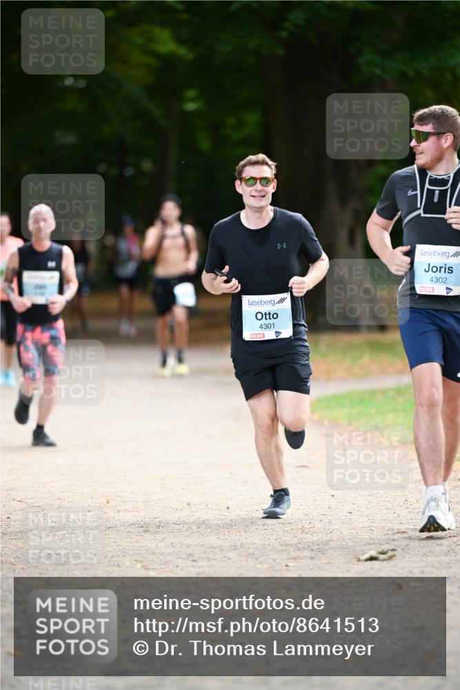31.08.2025 - 21. Blankeneser Heldenlauf Dr. Thomas Lammeyer http://msf.ph/oto/8641513 31.08.2025 11:03:28 Laufen 4301, 4302 meine-sportfotos.de
