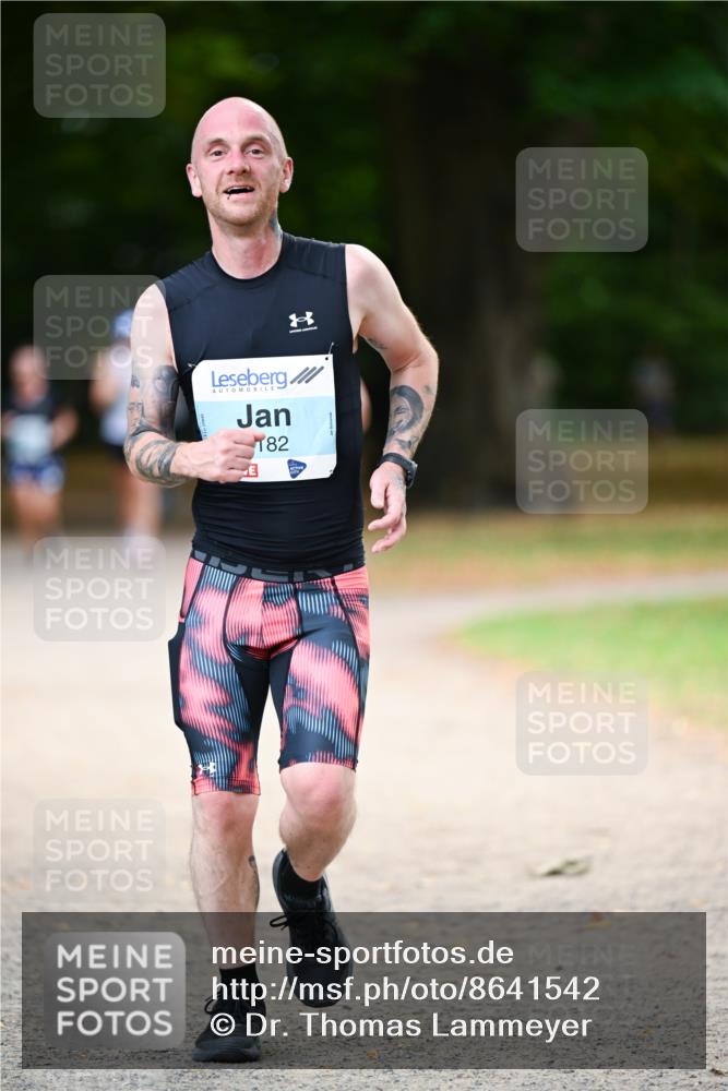 31.08.2025 - 21. Blankeneser Heldenlauf Dr. Thomas Lammeyer http://msf.ph/oto/8641542 31.08.2025 11:03:33 Laufen 182 meine-sportfotos.de