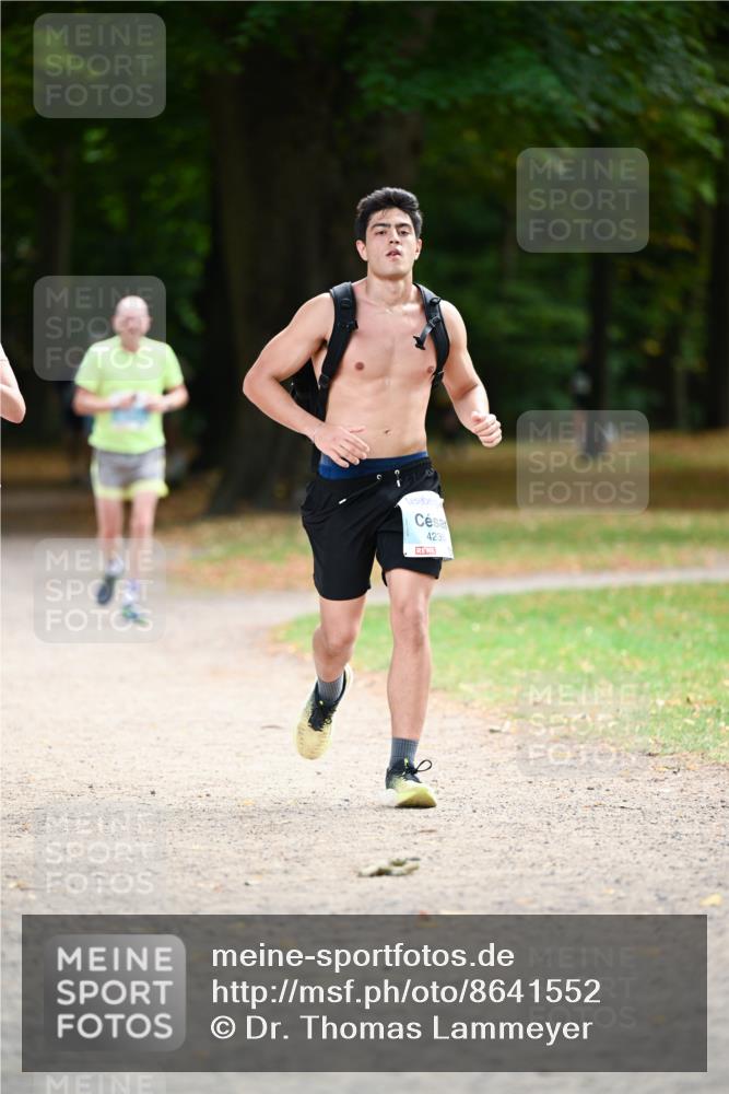 31.08.2025 - 21. Blankeneser Heldenlauf Dr. Thomas Lammeyer http://msf.ph/oto/8641552 31.08.2025 11:03:35 Laufen 4235 meine-sportfotos.de