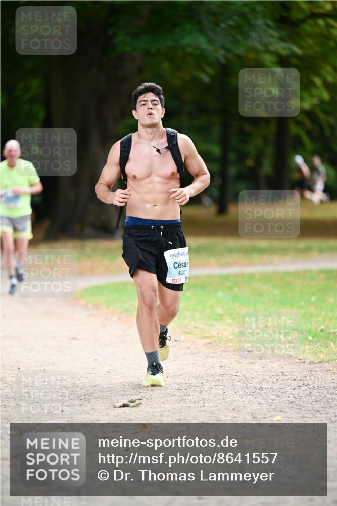 31.08.2025 - 21. Blankeneser Heldenlauf Dr. Thomas Lammeyer http://msf.ph/oto/8641557 31.08.2025 11:03:36 Laufen 4235 meine-sportfotos.de
