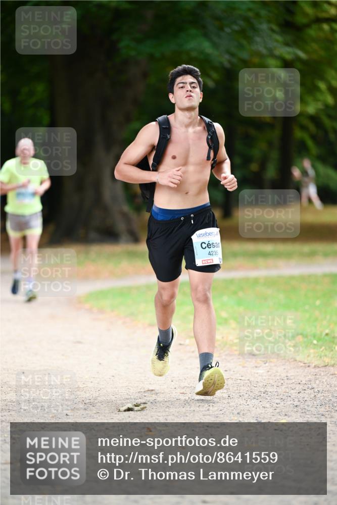 31.08.2025 - 21. Blankeneser Heldenlauf Dr. Thomas Lammeyer http://msf.ph/oto/8641559 31.08.2025 11:03:36 Laufen 4235 meine-sportfotos.de