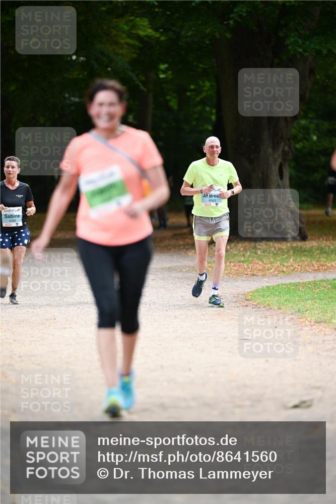 31.08.2025 - 21. Blankeneser Heldenlauf Dr. Thomas Lammeyer http://msf.ph/oto/8641560 31.08.2025 11:03:37 Laufen 4282, 4063 meine-sportfotos.de