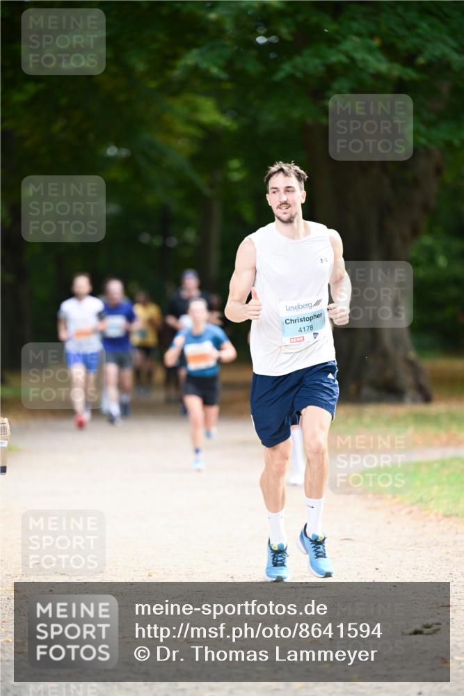 31.08.2025 - 21. Blankeneser Heldenlauf Dr. Thomas Lammeyer http://msf.ph/oto/8641594 31.08.2025 11:03:46 Laufen 4178 meine-sportfotos.de