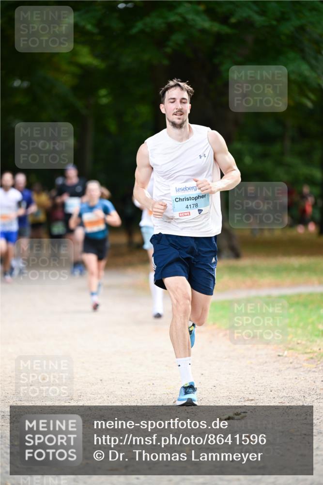 31.08.2025 - 21. Blankeneser Heldenlauf Dr. Thomas Lammeyer http://msf.ph/oto/8641596 31.08.2025 11:03:46 Laufen 4178 meine-sportfotos.de