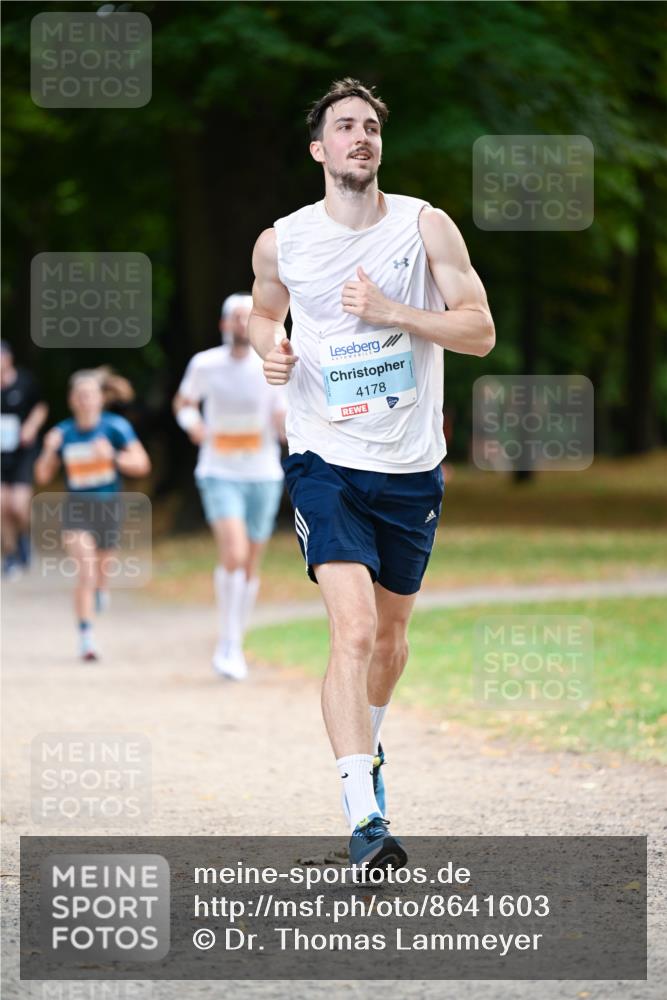 31.08.2025 - 21. Blankeneser Heldenlauf Dr. Thomas Lammeyer http://msf.ph/oto/8641603 31.08.2025 11:03:47 Laufen 4178 meine-sportfotos.de
