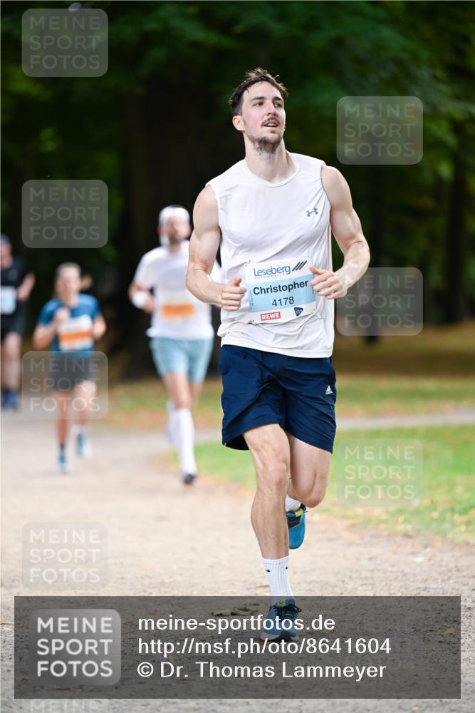 31.08.2025 - 21. Blankeneser Heldenlauf Dr. Thomas Lammeyer http://msf.ph/oto/8641604 31.08.2025 11:03:47 Laufen 4178 meine-sportfotos.de