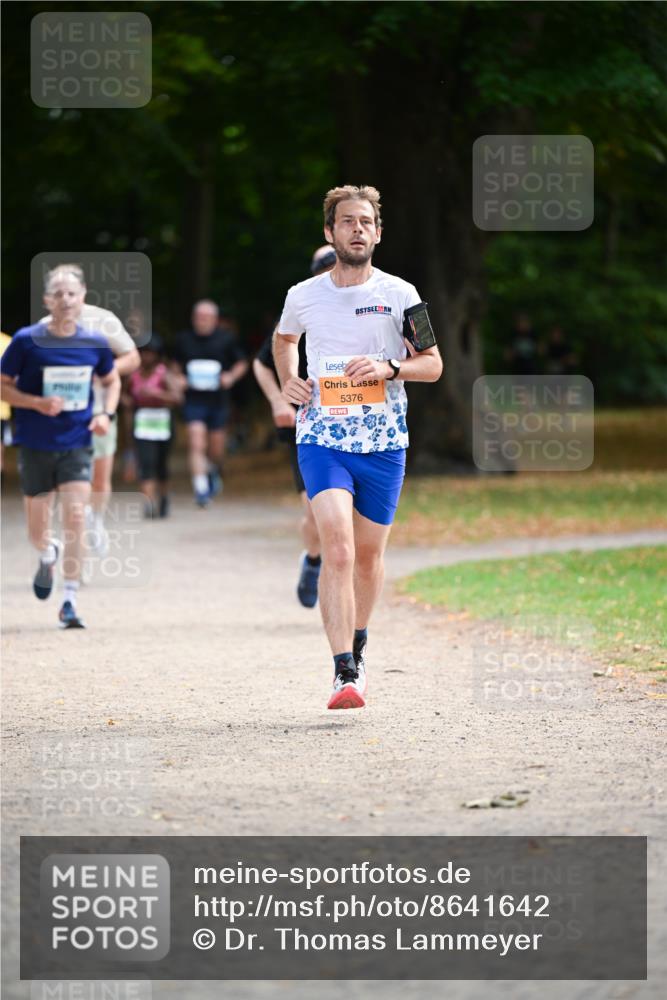 31.08.2025 - 21. Blankeneser Heldenlauf Dr. Thomas Lammeyer http://msf.ph/oto/8641642 31.08.2025 11:03:53 Laufen 5376 meine-sportfotos.de
