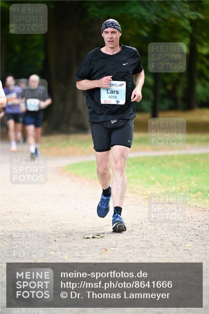 31.08.2025 - 21. Blankeneser Heldenlauf Dr. Thomas Lammeyer http://msf.ph/oto/8641666 31.08.2025 11:03:56 Laufen 4016 meine-sportfotos.de