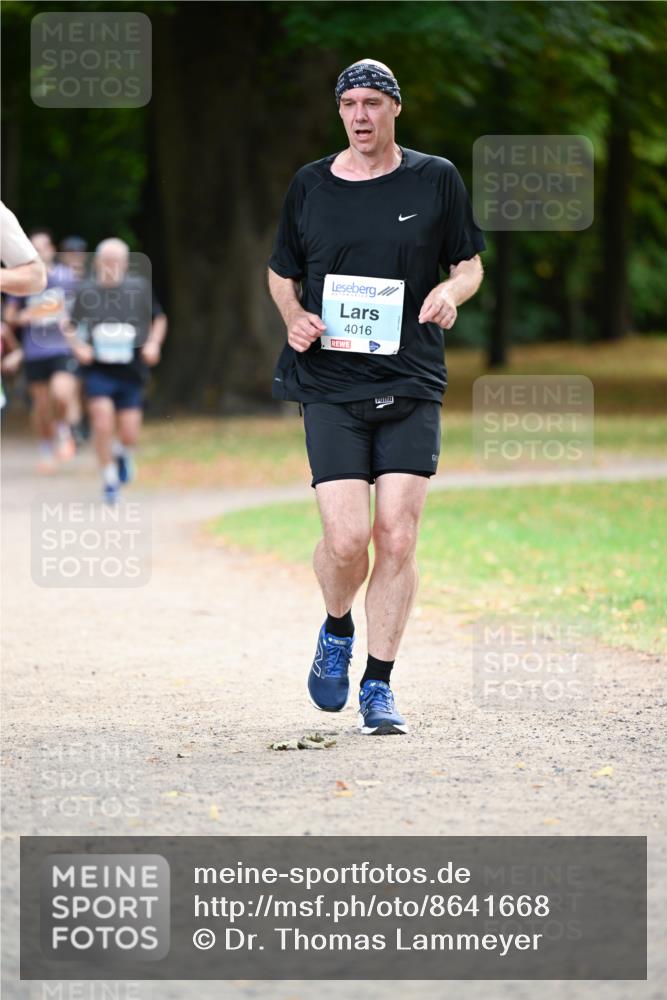 31.08.2025 - 21. Blankeneser Heldenlauf Dr. Thomas Lammeyer http://msf.ph/oto/8641668 31.08.2025 11:03:56 Laufen 4016 meine-sportfotos.de