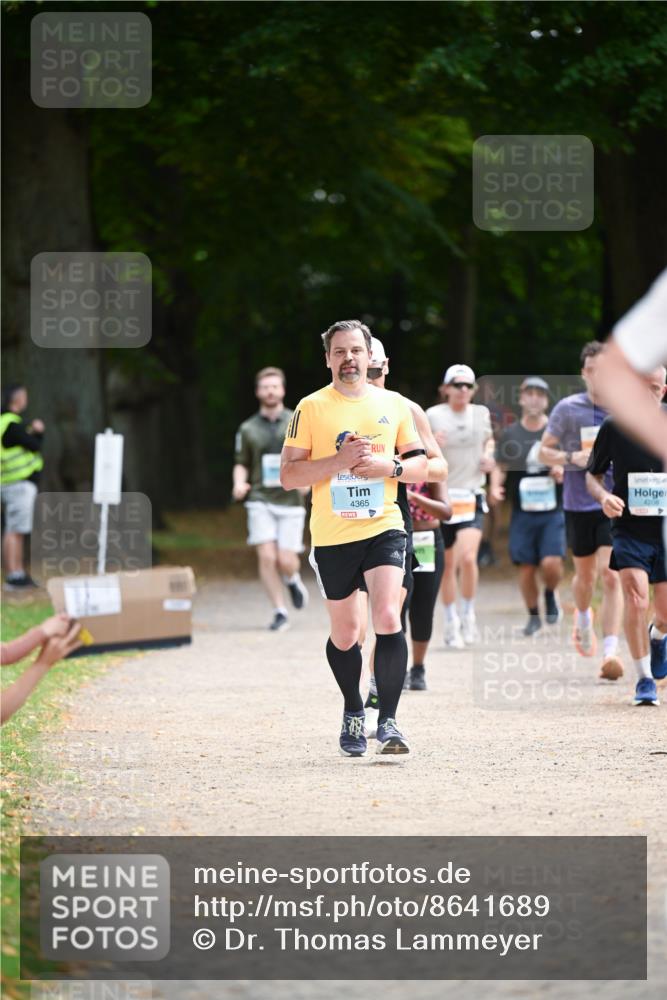 31.08.2025 - 21. Blankeneser Heldenlauf Dr. Thomas Lammeyer http://msf.ph/oto/8641689 31.08.2025 11:03:59 Laufen 4365, 4200 meine-sportfotos.de