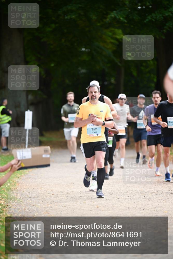 31.08.2025 - 21. Blankeneser Heldenlauf Dr. Thomas Lammeyer http://msf.ph/oto/8641691 31.08.2025 11:03:59 Laufen 4365, 80 meine-sportfotos.de