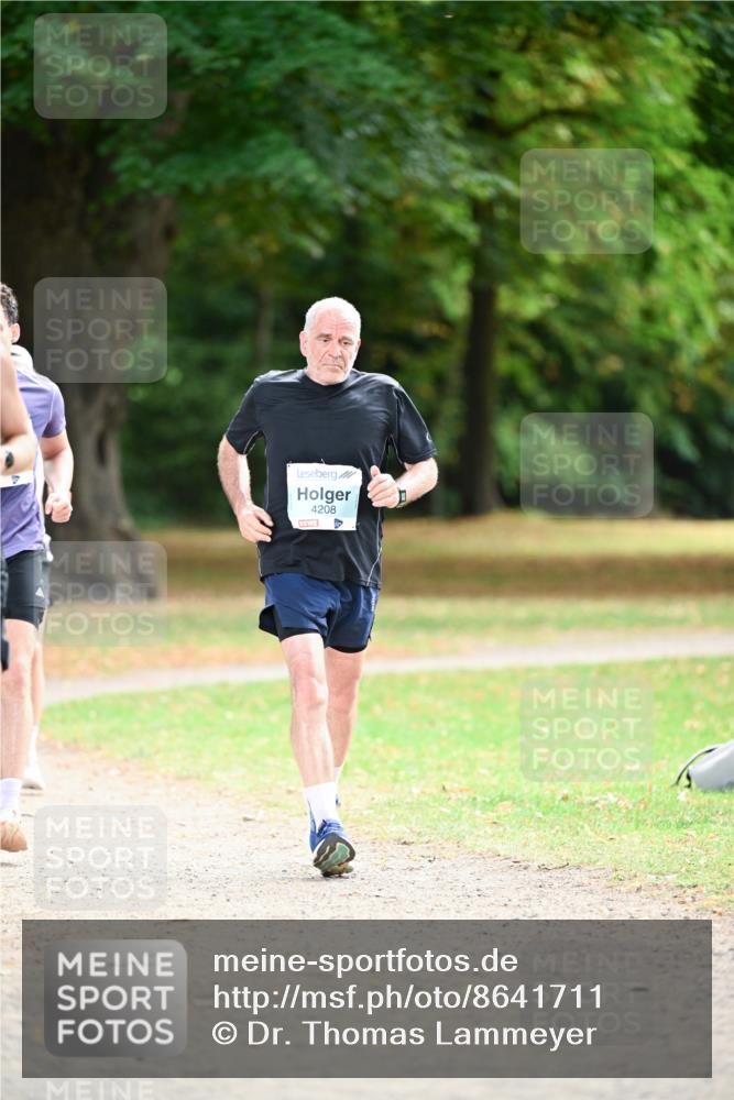 31.08.2025 - 21. Blankeneser Heldenlauf Dr. Thomas Lammeyer http://msf.ph/oto/8641711 31.08.2025 11:04:02 Laufen 4208 meine-sportfotos.de