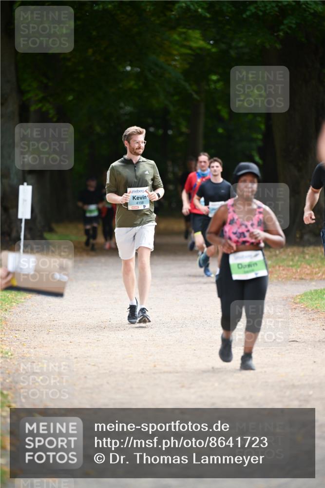 31.08.2025 - 21. Blankeneser Heldenlauf Dr. Thomas Lammeyer http://msf.ph/oto/8641723 31.08.2025 11:04:04 Laufen 4158 meine-sportfotos.de