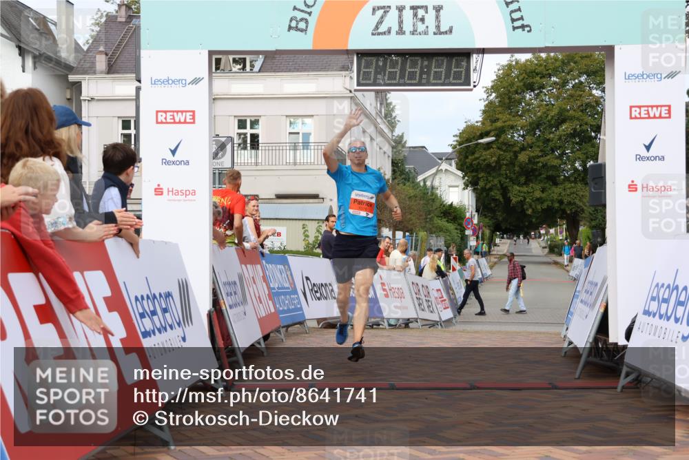 31.08.2025 - 21. Blankeneser Heldenlauf Strokosch-Dieckow http://msf.ph/oto/8641741 31.08.2025 09:41:58 Ziel 1076 meine-sportfotos.de