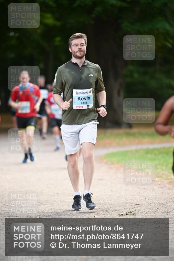 31.08.2025 - 21. Blankeneser Heldenlauf Dr. Thomas Lammeyer http://msf.ph/oto/8641747 31.08.2025 11:04:08 Laufen 4158 meine-sportfotos.de
