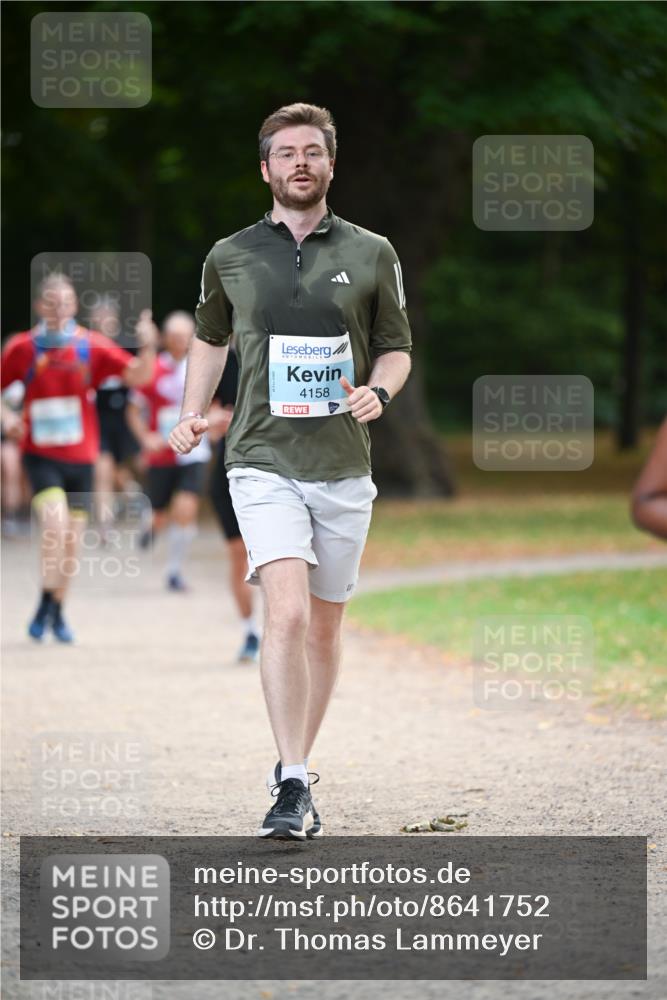31.08.2025 - 21. Blankeneser Heldenlauf Dr. Thomas Lammeyer http://msf.ph/oto/8641752 31.08.2025 11:04:08 Laufen 4158 meine-sportfotos.de