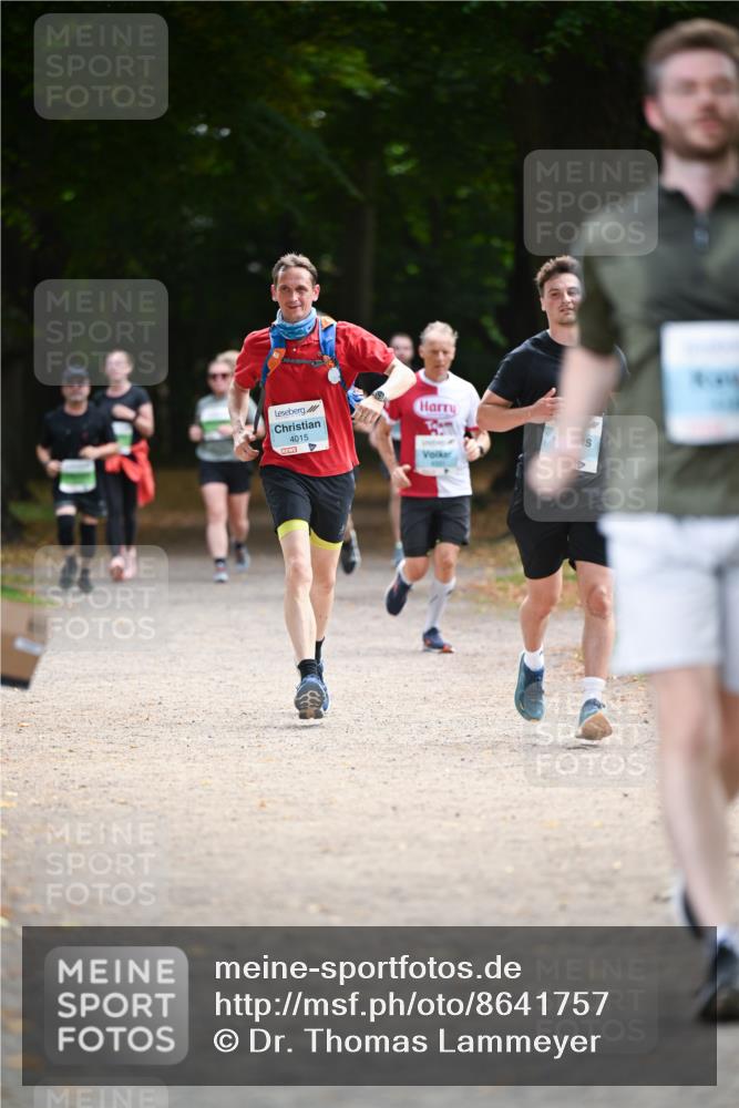 31.08.2025 - 21. Blankeneser Heldenlauf Dr. Thomas Lammeyer http://msf.ph/oto/8641757 31.08.2025 11:04:09 Laufen 4015 meine-sportfotos.de