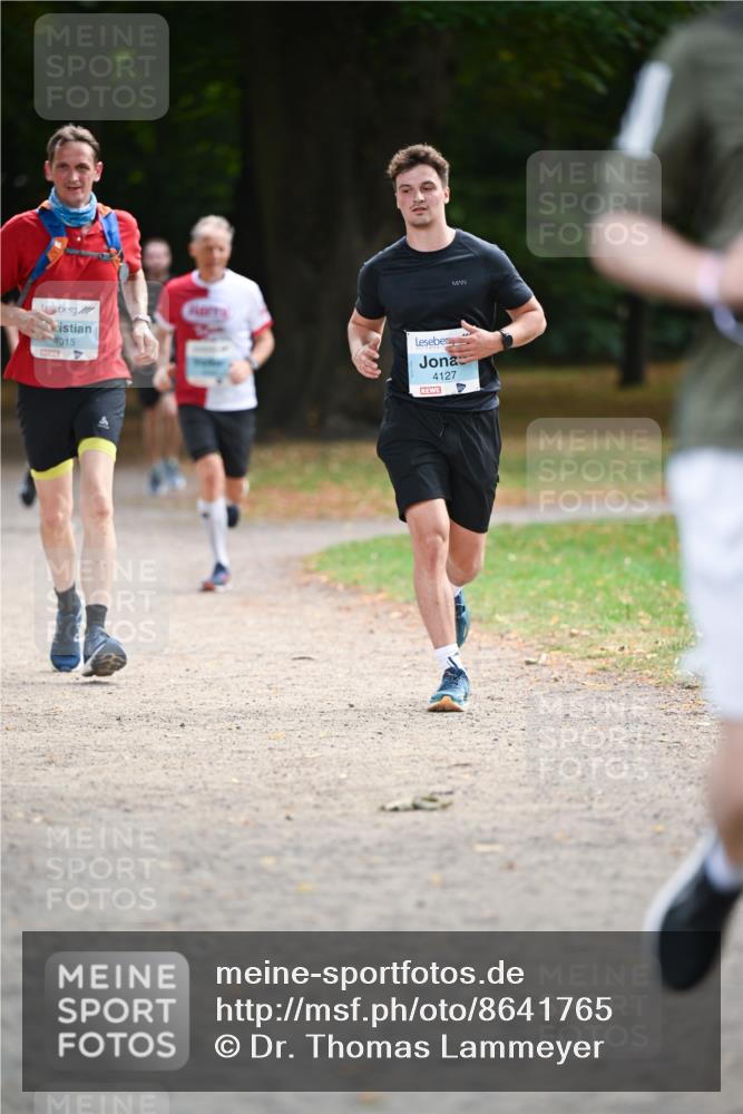 31.08.2025 - 21. Blankeneser Heldenlauf Dr. Thomas Lammeyer http://msf.ph/oto/8641765 31.08.2025 11:04:10 Laufen 4015, 4127, 4 meine-sportfotos.de