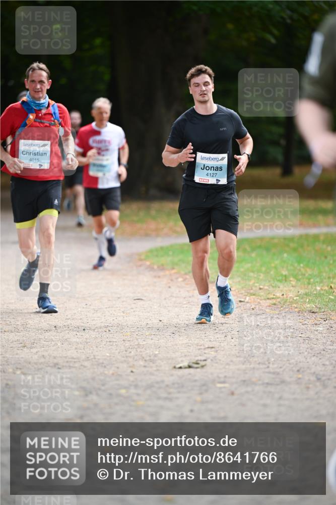 31.08.2025 - 21. Blankeneser Heldenlauf Dr. Thomas Lammeyer http://msf.ph/oto/8641766 31.08.2025 11:04:10 Laufen 4015, 4127 meine-sportfotos.de