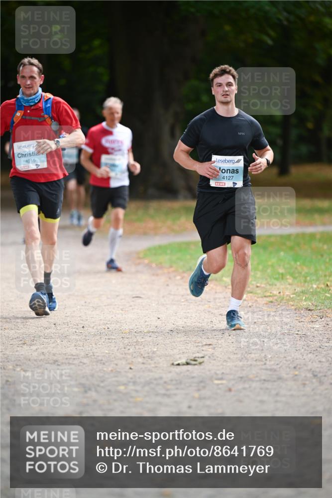 31.08.2025 - 21. Blankeneser Heldenlauf Dr. Thomas Lammeyer http://msf.ph/oto/8641769 31.08.2025 11:04:11 Laufen 4015, 4127 meine-sportfotos.de