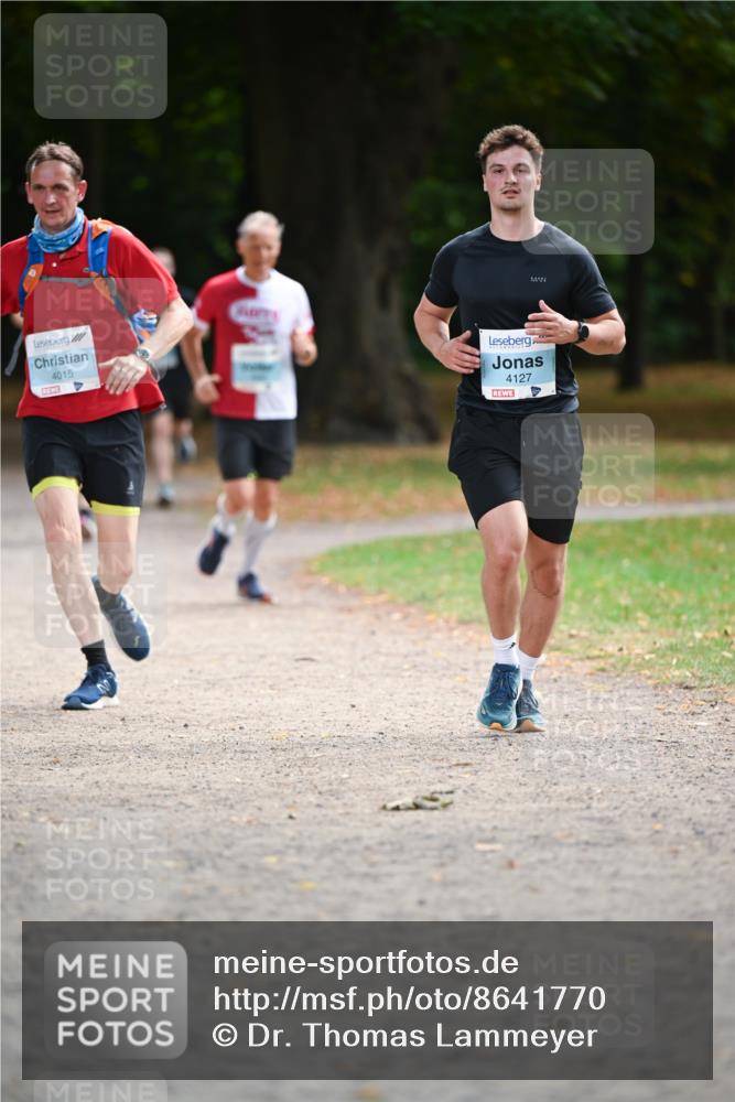 31.08.2025 - 21. Blankeneser Heldenlauf Dr. Thomas Lammeyer http://msf.ph/oto/8641770 31.08.2025 11:04:11 Laufen 4015, 4127 meine-sportfotos.de