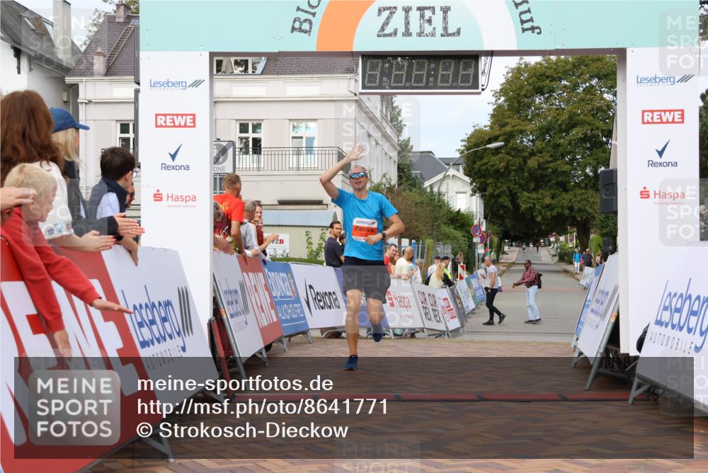 31.08.2025 - 21. Blankeneser Heldenlauf Strokosch-Dieckow http://msf.ph/oto/8641771 31.08.2025 09:41:58 Ziel 1076 meine-sportfotos.de