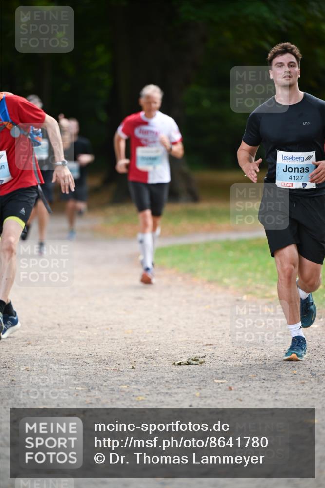 31.08.2025 - 21. Blankeneser Heldenlauf Dr. Thomas Lammeyer http://msf.ph/oto/8641780 31.08.2025 11:04:12 Laufen 400, 4127 meine-sportfotos.de