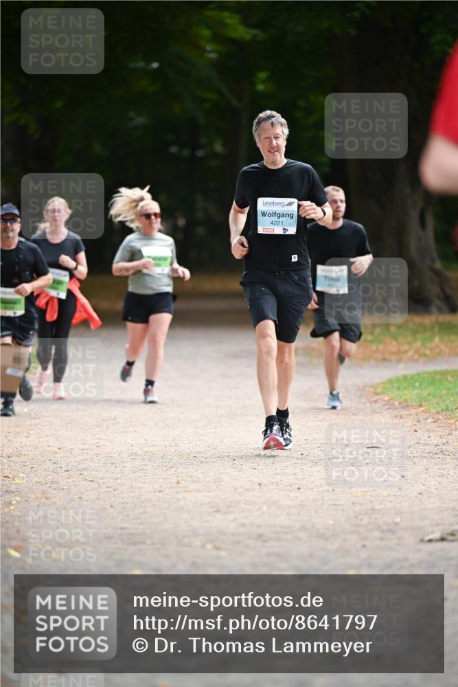 31.08.2025 - 21. Blankeneser Heldenlauf Dr. Thomas Lammeyer http://msf.ph/oto/8641797 31.08.2025 11:04:15 Laufen 4221 meine-sportfotos.de