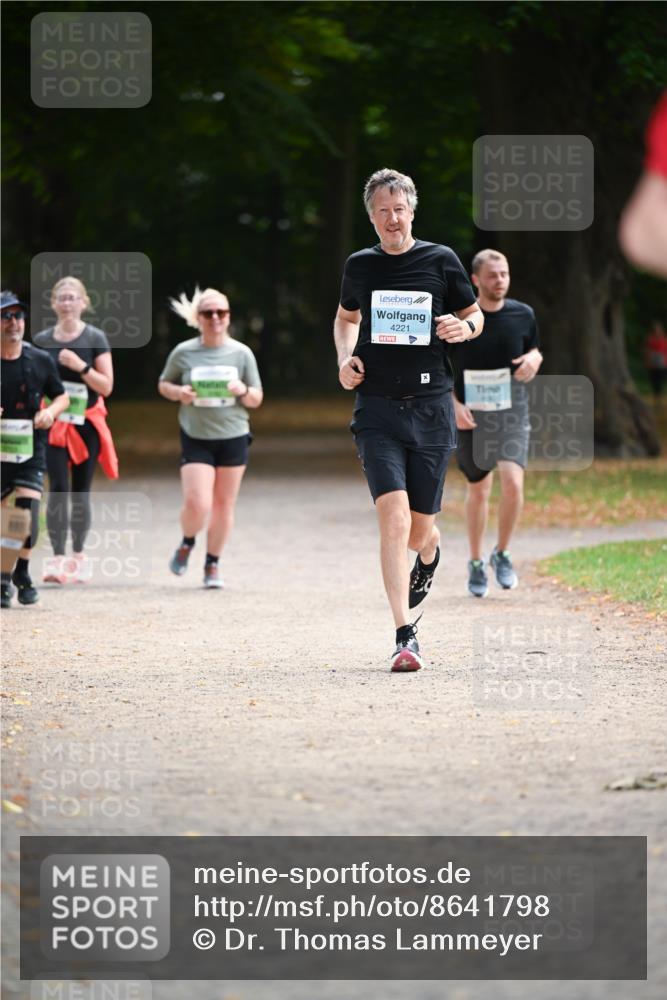 31.08.2025 - 21. Blankeneser Heldenlauf Dr. Thomas Lammeyer http://msf.ph/oto/8641798 31.08.2025 11:04:15 Laufen 4221 meine-sportfotos.de