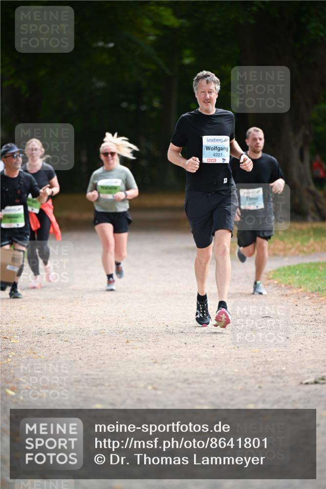 31.08.2025 - 21. Blankeneser Heldenlauf Dr. Thomas Lammeyer http://msf.ph/oto/8641801 31.08.2025 11:04:15 Laufen 4221 meine-sportfotos.de