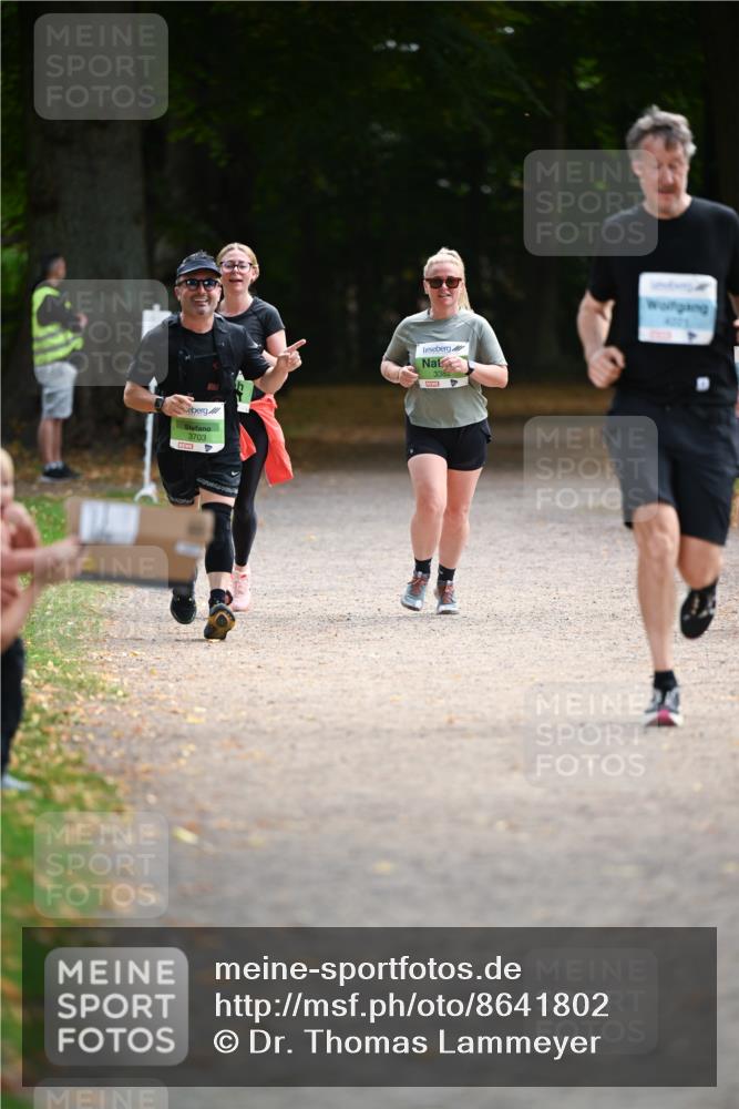 31.08.2025 - 21. Blankeneser Heldenlauf Dr. Thomas Lammeyer http://msf.ph/oto/8641802 31.08.2025 11:04:16 Laufen 1, 3382, 3703 meine-sportfotos.de