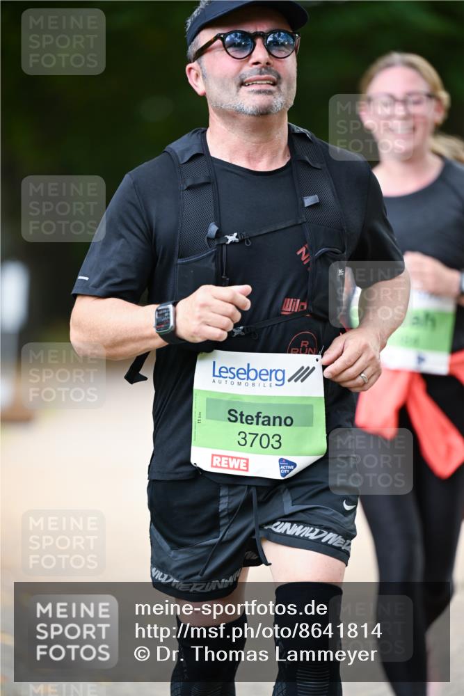 31.08.2025 - 21. Blankeneser Heldenlauf Dr. Thomas Lammeyer http://msf.ph/oto/8641814 31.08.2025 11:04:23 Laufen 3703 meine-sportfotos.de
