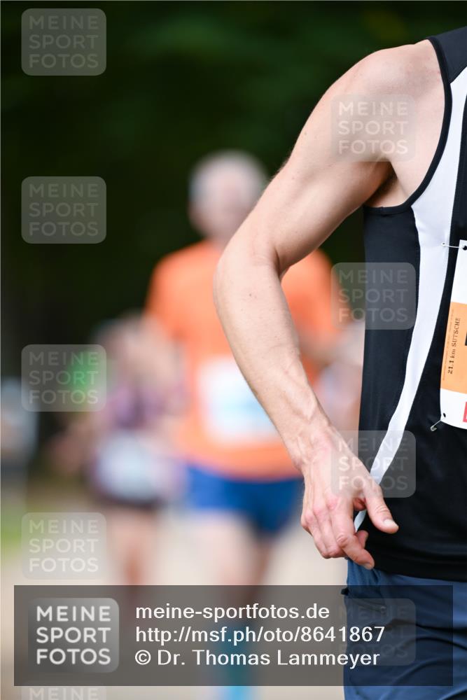 31.08.2025 - 21. Blankeneser Heldenlauf Dr. Thomas Lammeyer http://msf.ph/oto/8641867 31.08.2025 11:04:45 Laufen 21, 1 meine-sportfotos.de