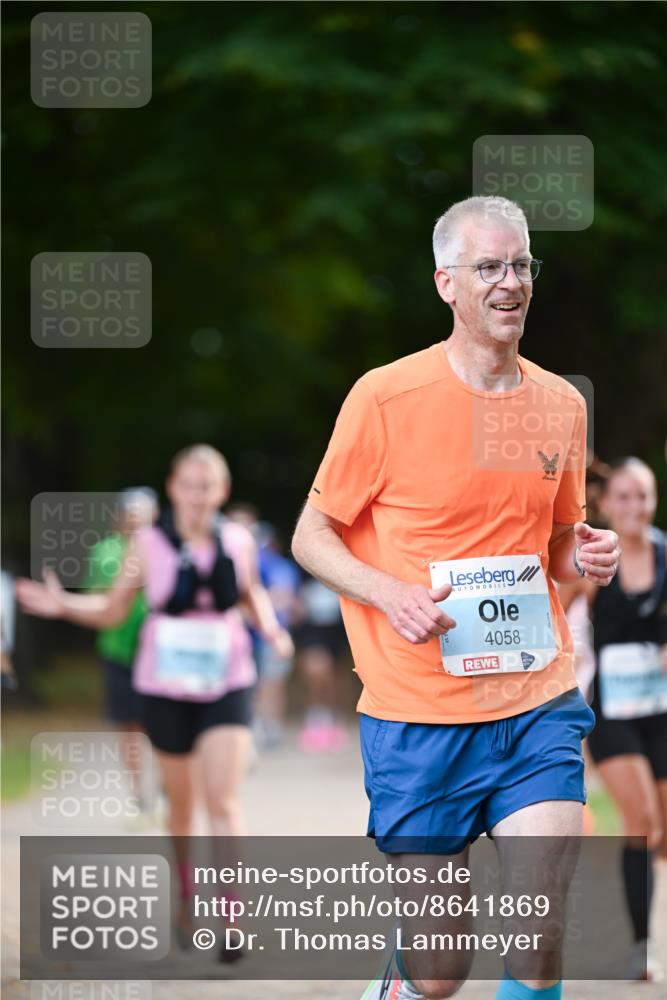 31.08.2025 - 21. Blankeneser Heldenlauf Dr. Thomas Lammeyer http://msf.ph/oto/8641869 31.08.2025 11:04:45 Laufen 4058 meine-sportfotos.de