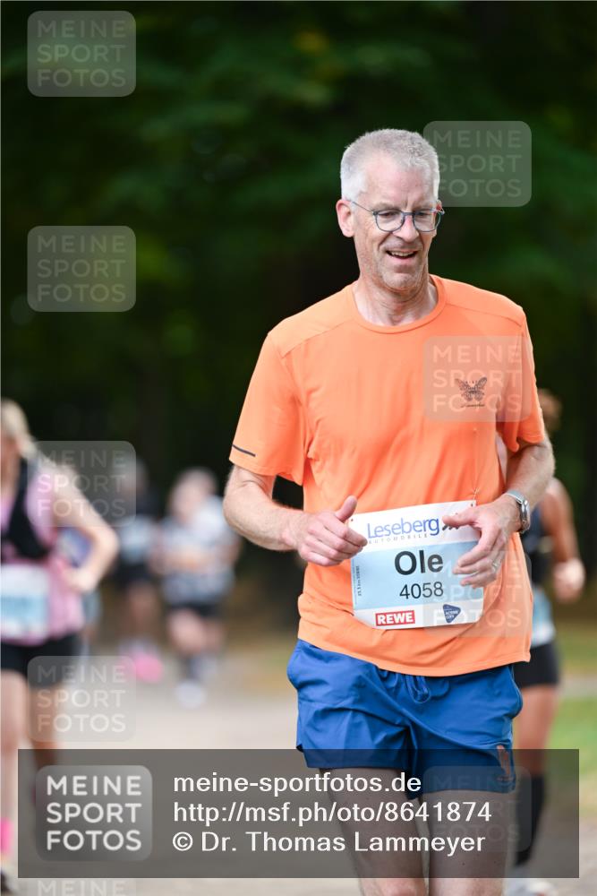 31.08.2025 - 21. Blankeneser Heldenlauf Dr. Thomas Lammeyer http://msf.ph/oto/8641874 31.08.2025 11:04:46 Laufen 4058 meine-sportfotos.de
