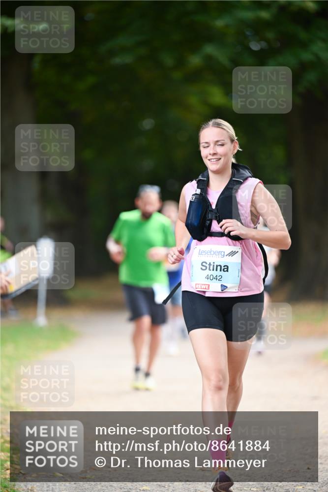 31.08.2025 - 21. Blankeneser Heldenlauf Dr. Thomas Lammeyer http://msf.ph/oto/8641884 31.08.2025 11:04:47 Laufen 4042 meine-sportfotos.de