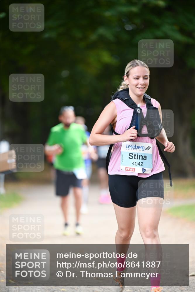 31.08.2025 - 21. Blankeneser Heldenlauf Dr. Thomas Lammeyer http://msf.ph/oto/8641887 31.08.2025 11:04:47 Laufen 4042 meine-sportfotos.de