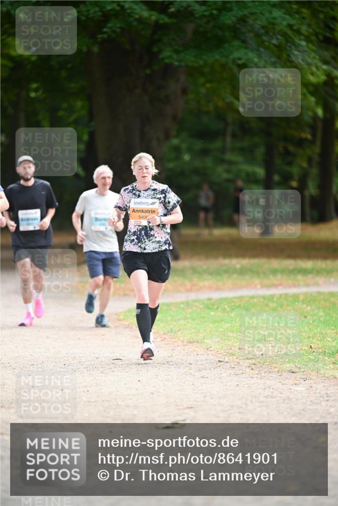 31.08.2025 - 21. Blankeneser Heldenlauf Dr. Thomas Lammeyer http://msf.ph/oto/8641901 31.08.2025 11:04:50 Laufen 5406 meine-sportfotos.de