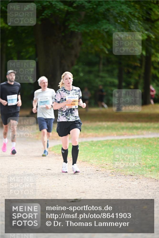 31.08.2025 - 21. Blankeneser Heldenlauf Dr. Thomas Lammeyer http://msf.ph/oto/8641903 31.08.2025 11:04:50 Laufen 5406 meine-sportfotos.de