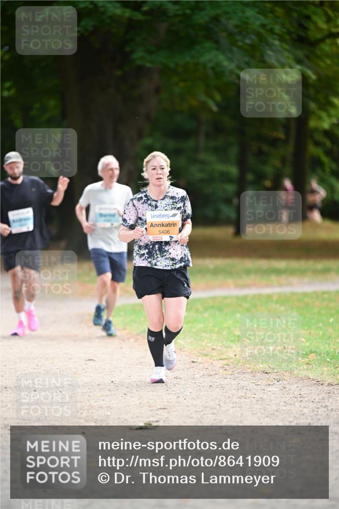 31.08.2025 - 21. Blankeneser Heldenlauf Dr. Thomas Lammeyer http://msf.ph/oto/8641909 31.08.2025 11:04:51 Laufen 5406 meine-sportfotos.de