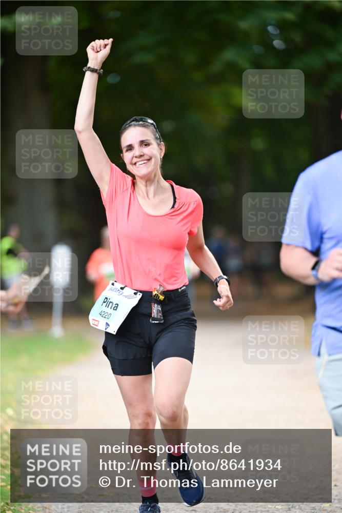 31.08.2025 - 21. Blankeneser Heldenlauf Dr. Thomas Lammeyer http://msf.ph/oto/8641934 31.08.2025 11:04:57 Laufen 4220 meine-sportfotos.de