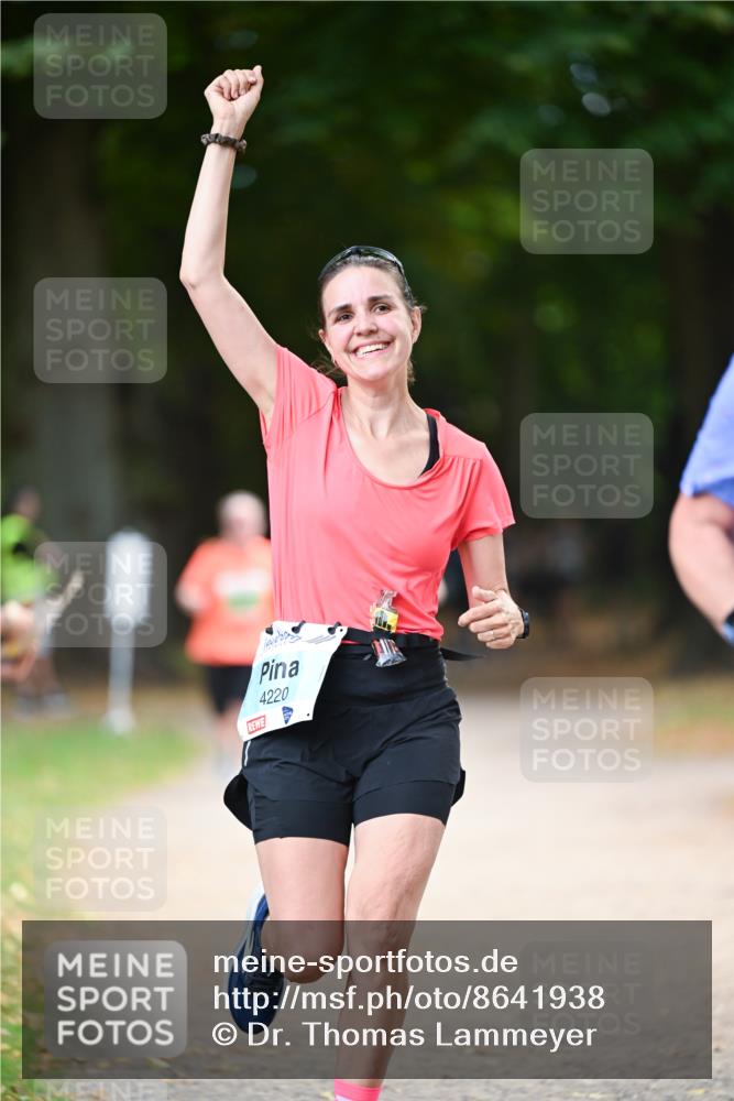 31.08.2025 - 21. Blankeneser Heldenlauf Dr. Thomas Lammeyer http://msf.ph/oto/8641938 31.08.2025 11:04:57 Laufen 4220 meine-sportfotos.de