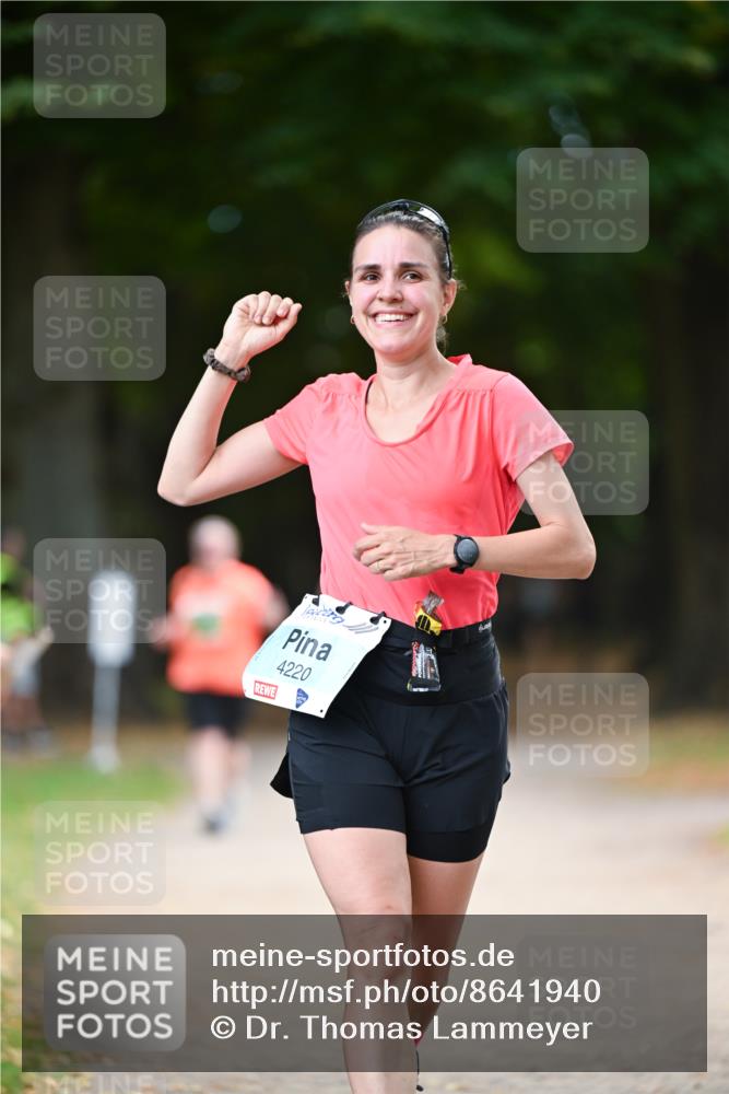 31.08.2025 - 21. Blankeneser Heldenlauf Dr. Thomas Lammeyer http://msf.ph/oto/8641940 31.08.2025 11:04:57 Laufen 4220 meine-sportfotos.de