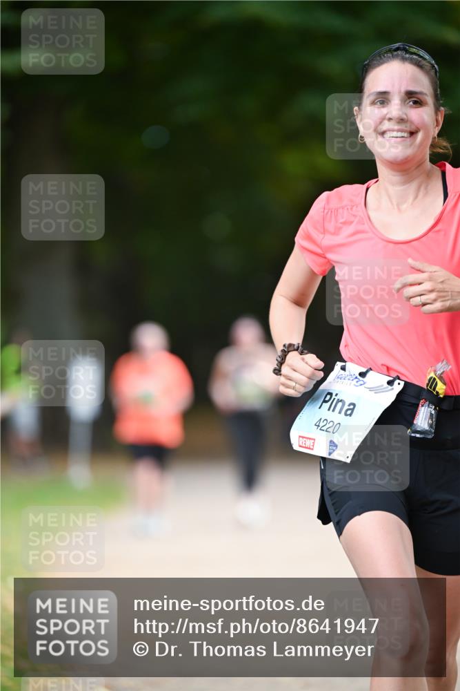 31.08.2025 - 21. Blankeneser Heldenlauf Dr. Thomas Lammeyer http://msf.ph/oto/8641947 31.08.2025 11:04:58 Laufen 4220 meine-sportfotos.de